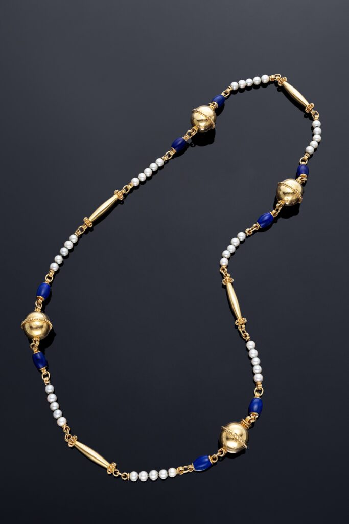 Cartier Cultured Pearl and Lapis Lazuli Necklace in 18k Yellow Gold