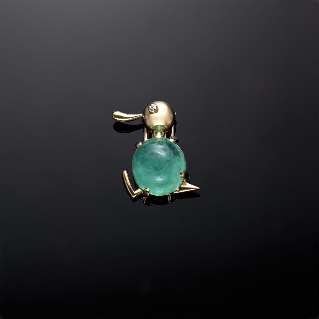 Van Cleef and Arpels (VCA) Emerald and Diamond ‘Duck’ Clip Brooch in 18k Yellow Gold, circa 1950