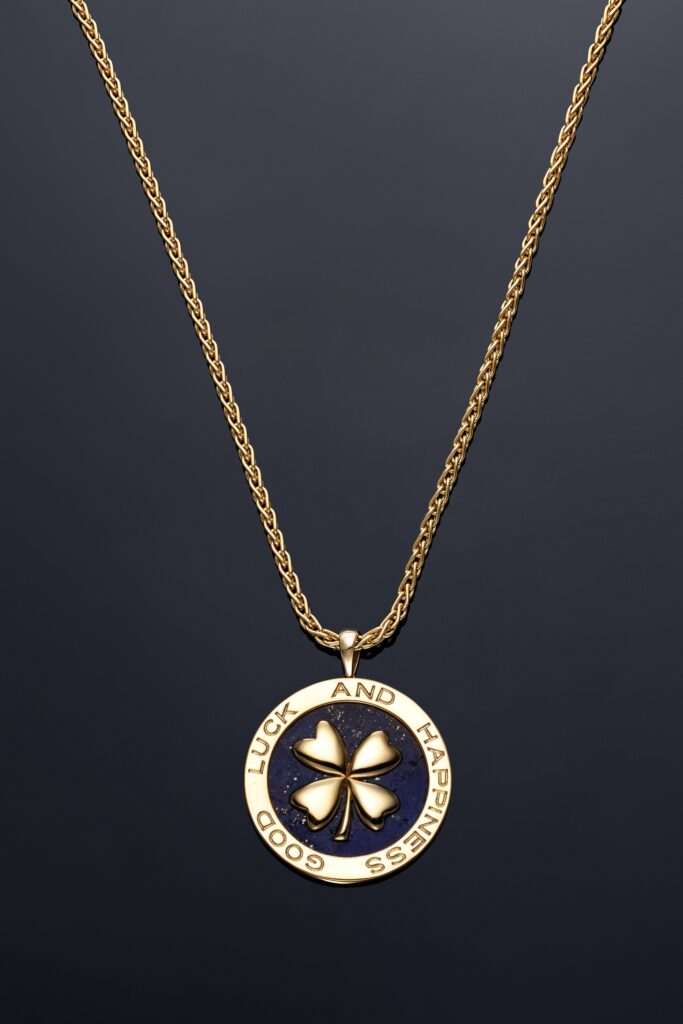 Van Cleef & Arpels (VCA) Lapis Lazuli ‘Clover’ Pendent Necklace in 18k Yellow Gold