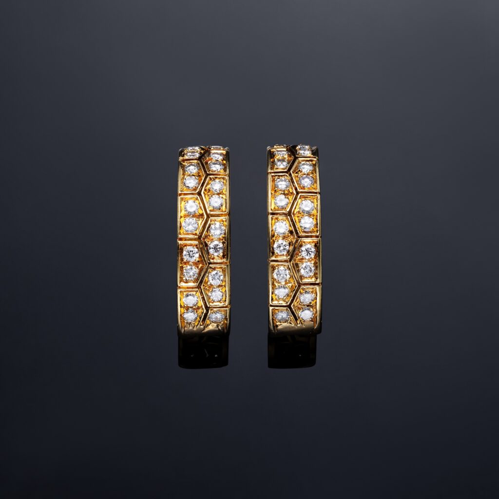 Van Cleef & Arpels (VCA) Pair of Diamond Earrings in 18k Yellow Gold, circa 1977